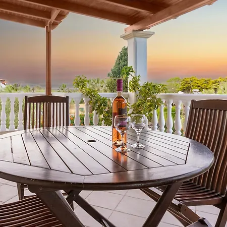 Casa Della Pace Апартаменты *