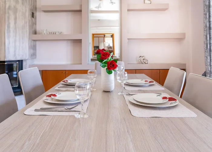 Casa Della Pace شقة إياليسوس